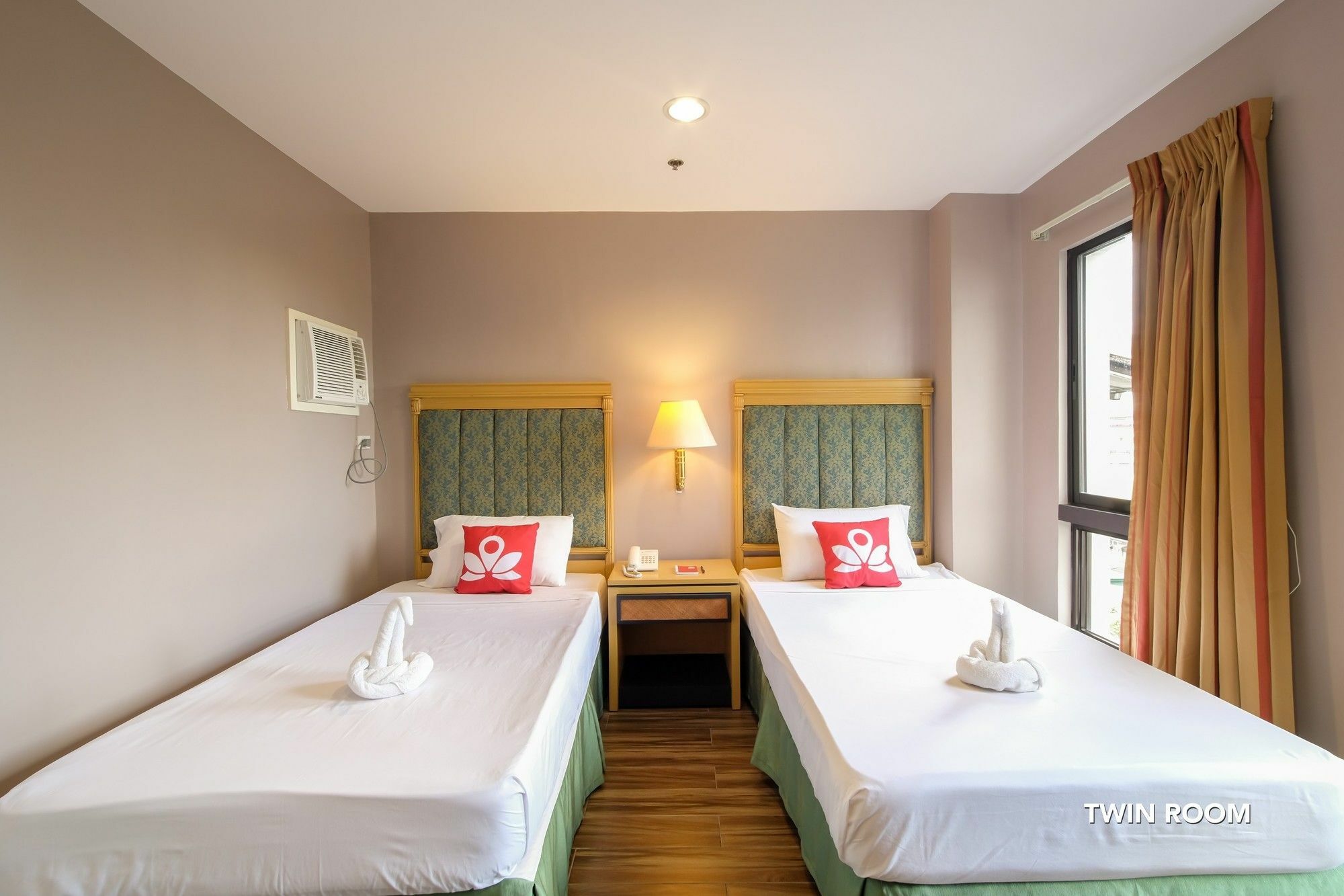 Zen Rooms Del Pilar Malate Manila Esterno foto