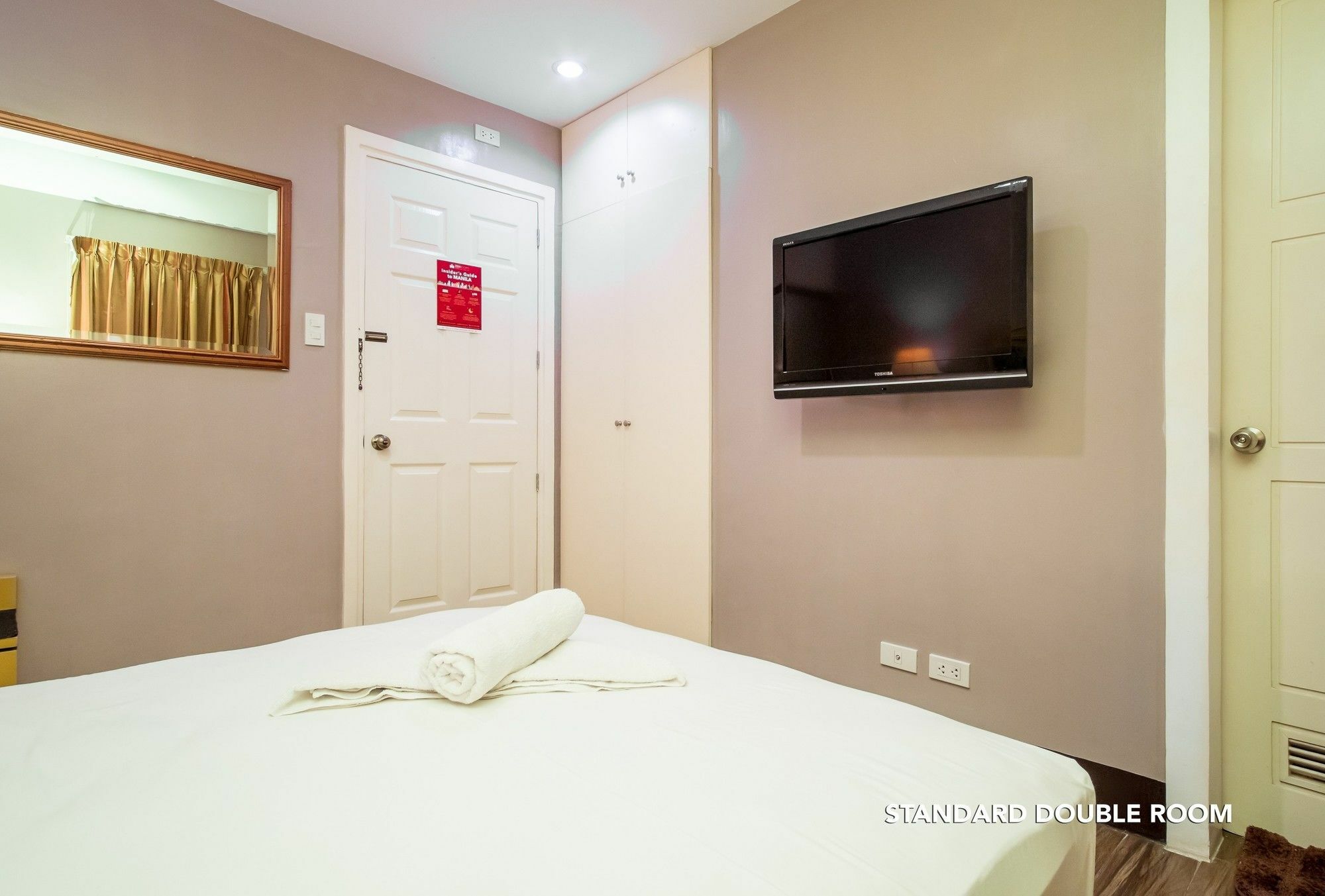 Zen Rooms Del Pilar Malate Manila Esterno foto